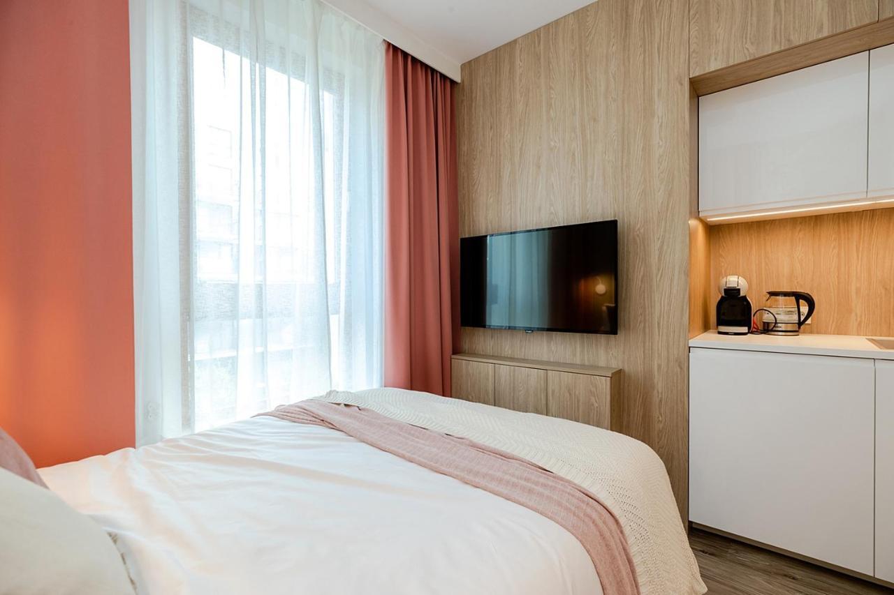 ורשה Studio Wola Apartament Kasprzaka - Wifi + Smart Tv מראה חיצוני תמונה
